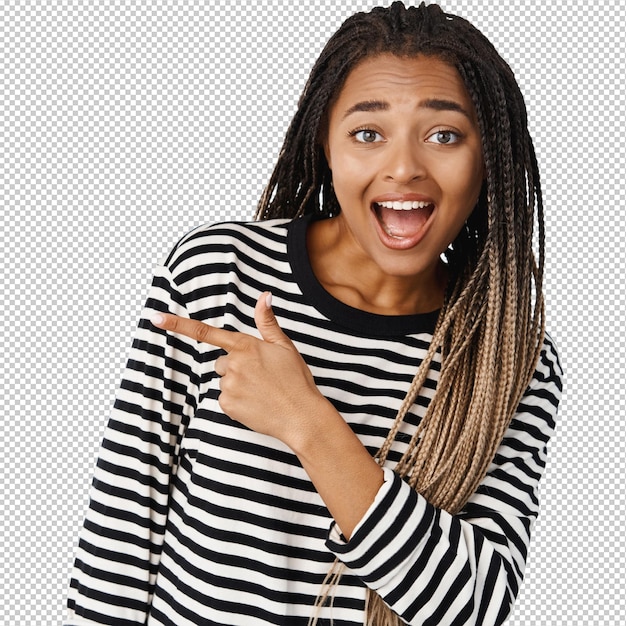 Vriendelijke uitgaande vrolijke Afro-Amerikaanse man geeft je een warme knuffel welkom vrienden op Halloween feest dragen denim jas oranje hoodie spreiden handen en gaan naar voren om te knuffelen glimlachen vreugdevol