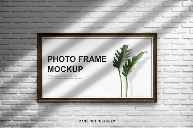 Mockup di cornice per foto di spazio di design a parete