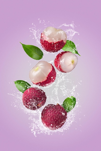 Spruzzi d'acqua su litchi o litchi freschi con sfondo rosa