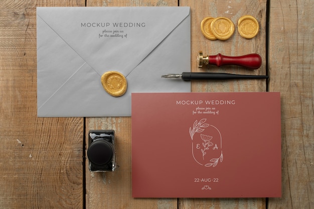 PSD tavolo da matrimonio con mockup di invito