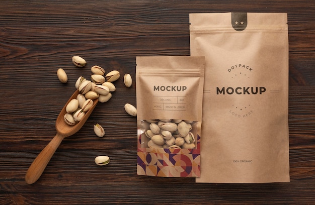 Doypack bianco e artigianale nel mockup del contesto reale