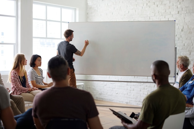 Whiteboard-netværksseminarkoncept