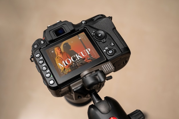 Widok profesjonalnego i drogiego aparatu fotograficznego