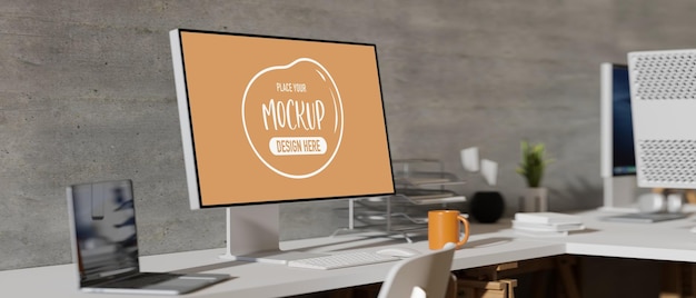Widok z boku na wygodne biurko z makietą monitora komputerowego