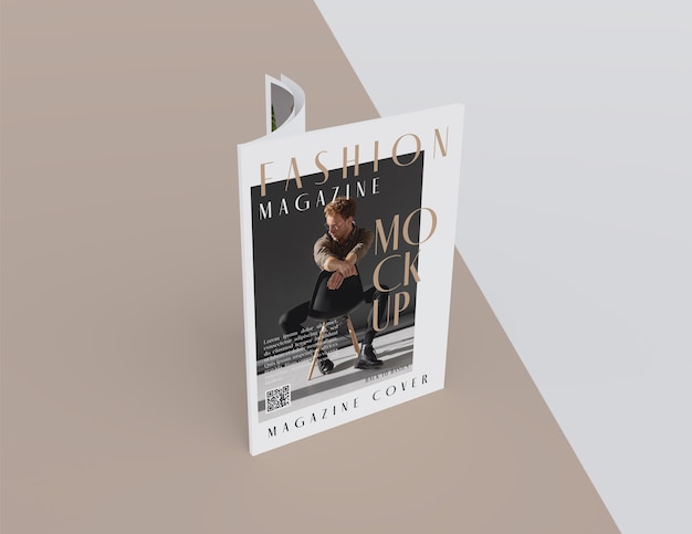 Widok z góry na otwartą makietę projektu magazynu