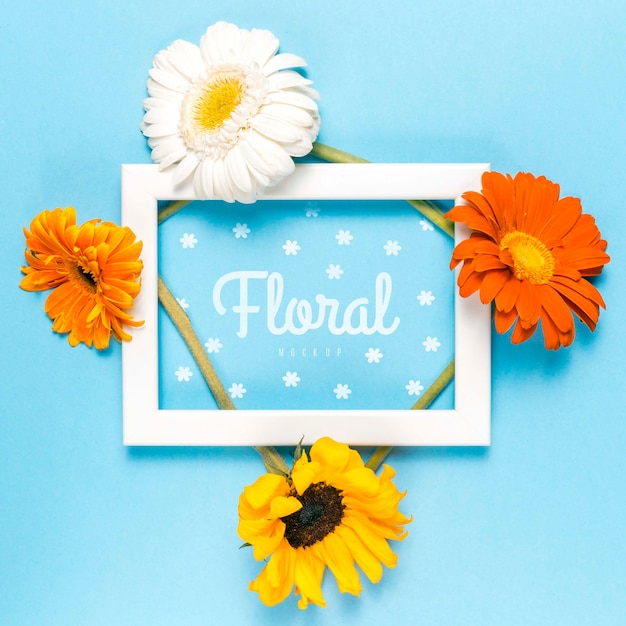 PSD wit frame mock-up met kleurrijke bloemen