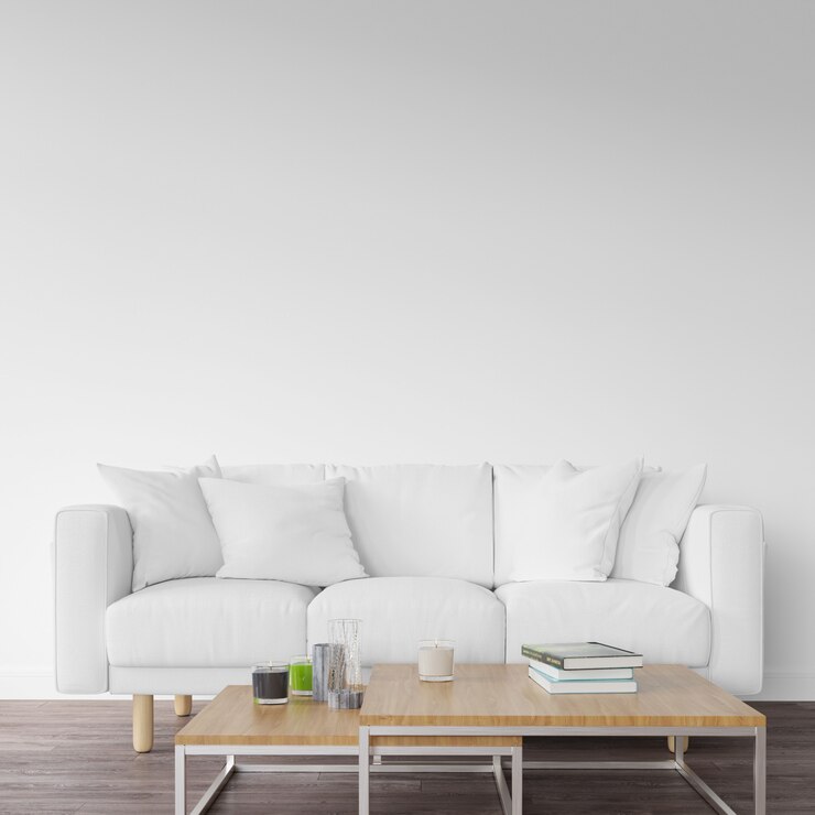 witte bank en houten tafel