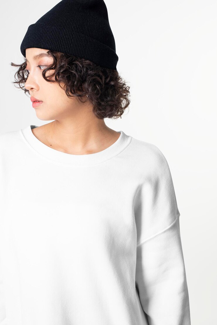 PSD witte trui mockup psd winter kleding studio shoot