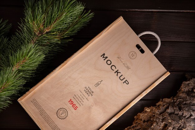 Design mock-up di scatola del vino in legno