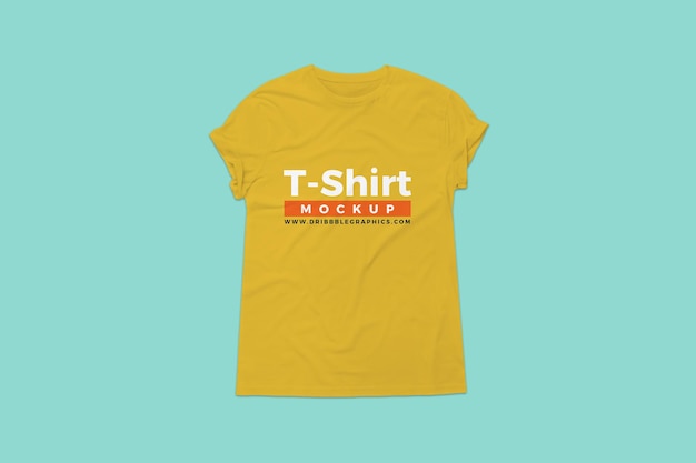 その上にTシャツを着た黄色いTシャツ