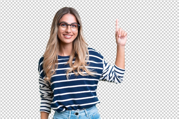 孤立した背景の若いウルグアイの女性が素晴らしいアイデアを示しています