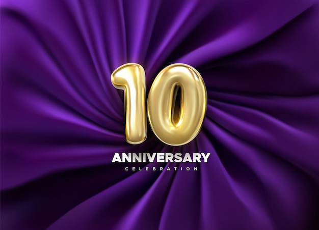 Segno di celebrazione di anniversario 10 su sfondo tessile drappeggiato viola