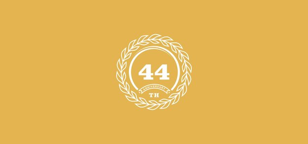 44e verjaardagslogo met ring en frame witte kleur en gouden achtergrond