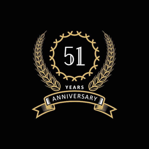 51e verjaardagslogo met goud en wit frame en kleur op zwarte achtergrond
