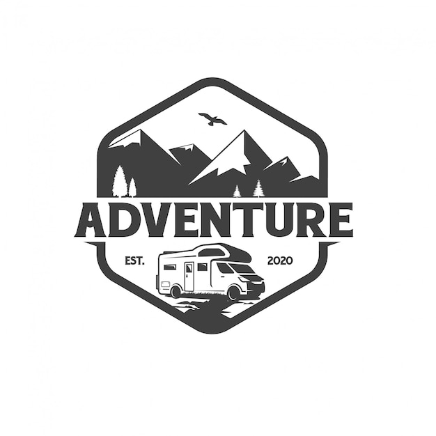 Modello di progettazione di logo distintivo di avventura