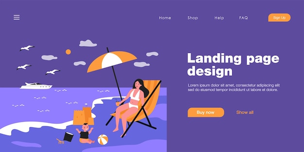 Alleenstaande moeder ontspannen op het strand met zoon. Vrouw zittend op een stoel, kind spelen met bal, zandkasteel platte vectorillustratie. Vakantie, familieconcept voor banner, websiteontwerp of bestemmingswebpagina