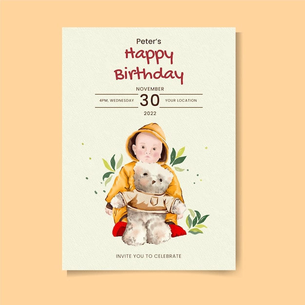 Bambino che si siede con il modello dell'invito di compleanno dell'acquerello disegnato a mano dell'orsacchiotto