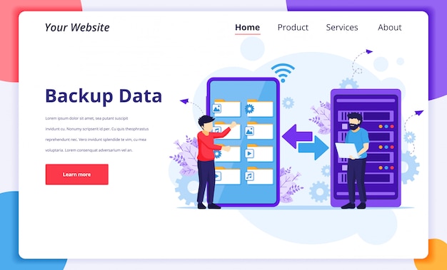 Back-upgegevensconcept, mensen die bestanden kopiëren of bestanden overbrengen op een gigantische smartphone. landingspagina ontwerpsjabloon