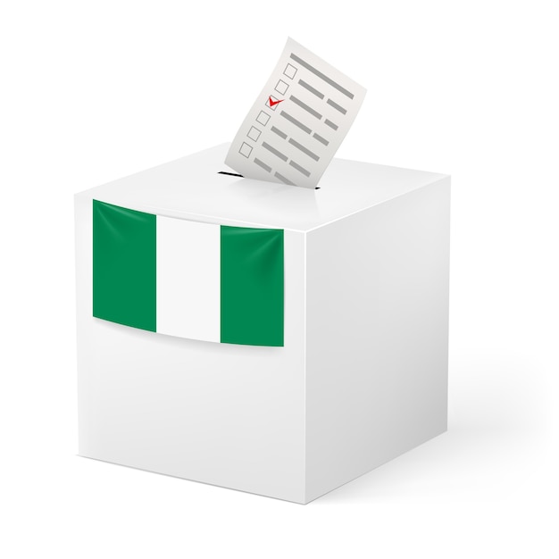 Urne con scheda di voto. nigeria