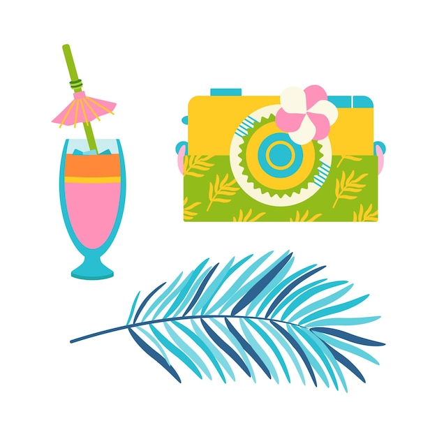 여름 여행을 위한 해변 세트 칵테일 코코넛 카메라 야자수 잎