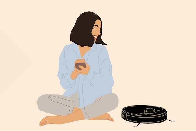Черный робот-пылесос чистит пол, в то время как красивая женщина со смартфоном сидит рядом с концепцией смарт-технологии Векторная иллюстрация