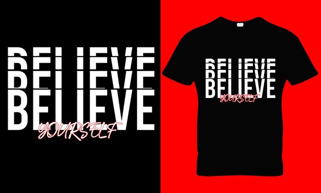 黒いTシャツに信じるという言葉が書かれています