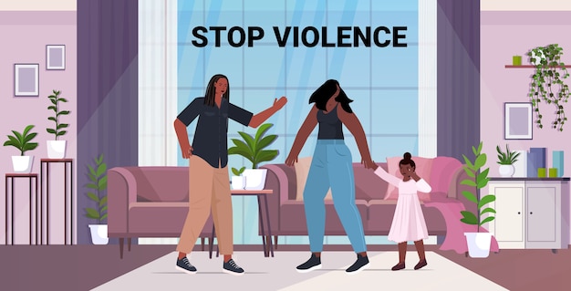 Boze man ponsen en slaan vrouw met dochter stoppen huiselijk geweld en agressie tegen vrouwen woonkamer interieur