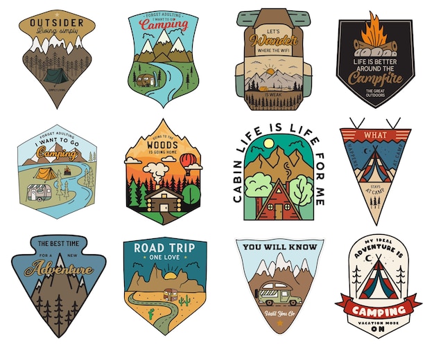 Camping avontuur badges logo's set, Vintage reizen emblemen. Handgetekende stickers ontwerpen bundel. Wandelexpeditie, labels voor roadtrips. Outdoor camper insignes. Logo's collectie. Voorraad vector.