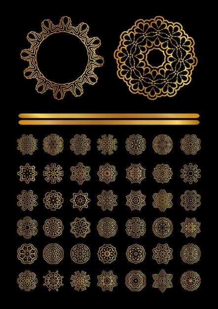 Christmas card set Gold round ornament pattern on black background