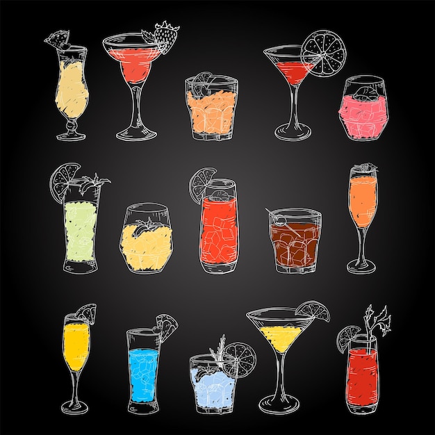 Cocktail disegnati a mano in stile schizzo bevande alcoliche in vetro diverso isolato su sfondo