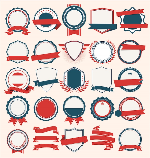 Collezione di scudi piatti badge ed etichette in stile retrò blu e rosso