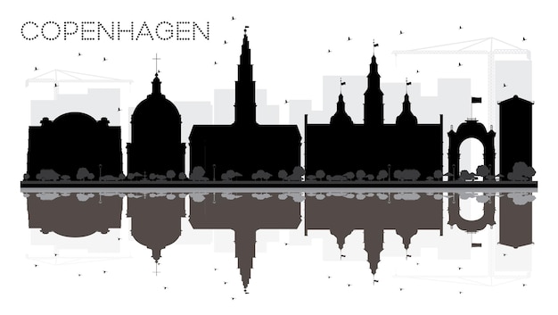 Copenhagen City skyline zwart-wit silhouet met reflecties. Vector illustratie. Eenvoudig plat concept voor toeristische presentatie, banner, plakkaat of website. Stadsgezicht met bezienswaardigheden.