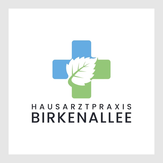Вектор дизайна логотипа Creative Pharmacy, медицинский символ Cross Plus с зеленым листом для органической медицины