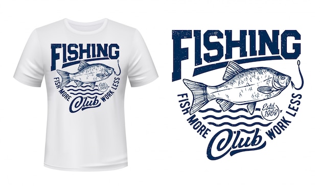 Crucian 물고기 티셔츠 인쇄, 낚시 클럽 및 바다 파도, 파란색 그런지. 후크 아이콘에 강 붕어, 피셔 스포츠 클럽 기호, 티셔츠 인쇄를위한 큰 물고기 잡기 낚시