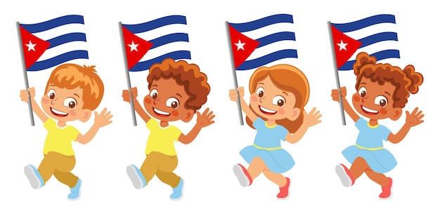 Cuba vlag in de hand. Kinderen die vlag houden. Nationale vlag van Cuba