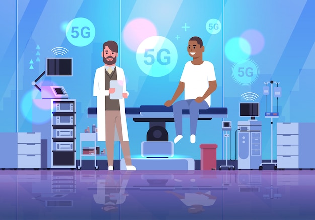 Consulenza medico afroamericano paziente concetto di connessione wireless online 5g