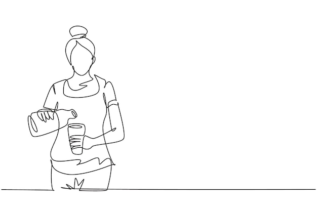 Een enkele lijn tekening van een mooie vrouw die sap uit een fles in een glas giet Gezonde levensstijl