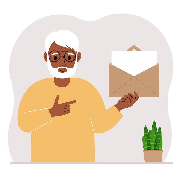 Een oude man met een open envelop met een brief Leeg vel papier voor tekstsjabloon Mailconcept Een uitnodiging voor een berichtmelding verzenden