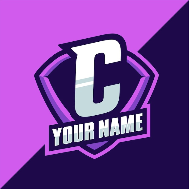 Eerste C Gaming Esport Logo ontwerpsjabloon inspiratie