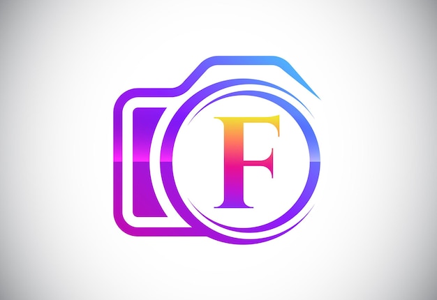 Eerste F-monogrambrief met een camerapictogram. Logo voor fotografiebedrijf en bedrijfsidentiteit