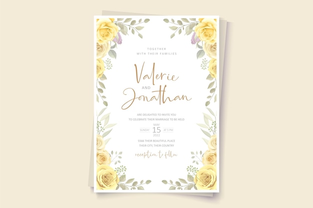 Elegante biglietto d'invito per matrimonio con fiori e foglie morbidi disegnati a mano