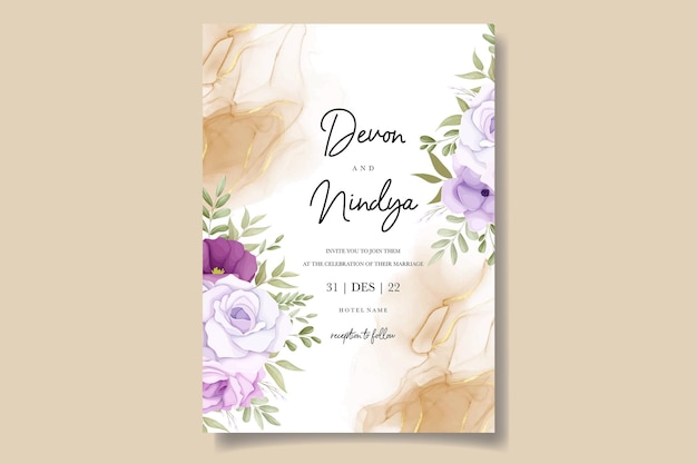 Vettore elegante carta di invito a nozze con decorazione floreale viola