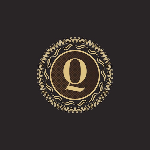 Embleem Letter Q Gold Monogram Design Luxe Volumetrisch Logo Template 3D Line Ornament voor bedrijven