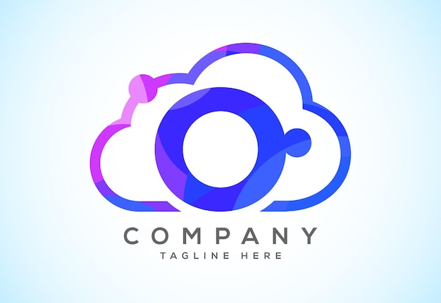 Engels alfabet met de cloud cloud computing-servicelogo cloudtechnologie laag poly-stijllogo