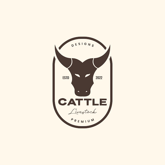顔怒っている牛角のある家畜牛ファーム バッジ シンプルなビンテージ ロゴ デザイン ベクトル アイコン イラスト