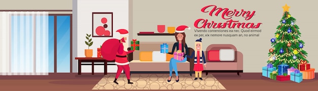 Familie ontvangt cadeautjes van santa claus banner