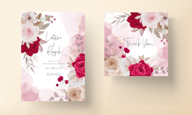 Цветочный шаблон свадебного приглашения с коричневыми и темно-бордовыми розами, цветами и украшением из листьев