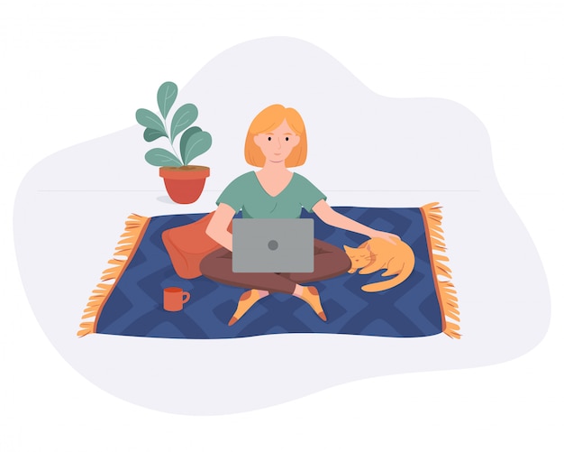 컴퓨터와 고양이 플랫 스타일 흰색 절연 카펫에 집 편안한 공간에서 프리랜서 여자 작업. 프리랜서 소녀 자영업 개념 온라인 작업.