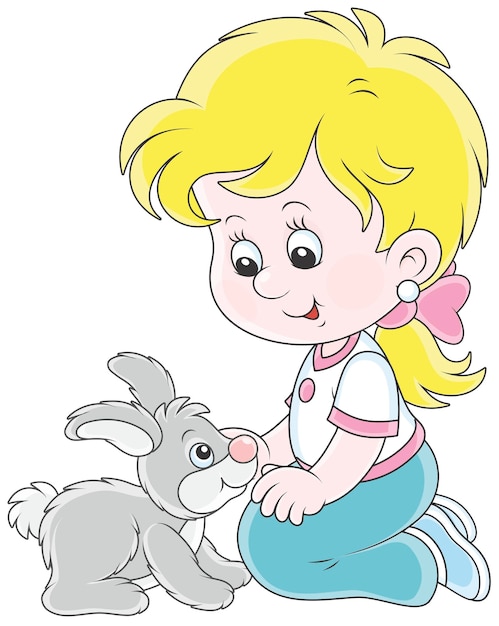 Gelukkig klein meisje speelt met haar kleine grijze konijntje