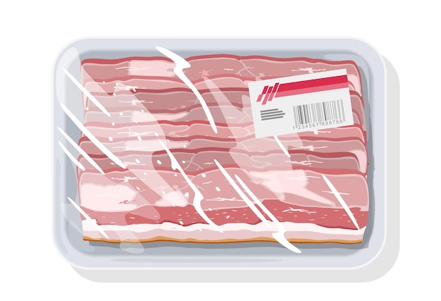 Gerookt spek, ham is op een plastic bakje bedekt met rekbare voedselverpakking, huishoudfolie met etiket.